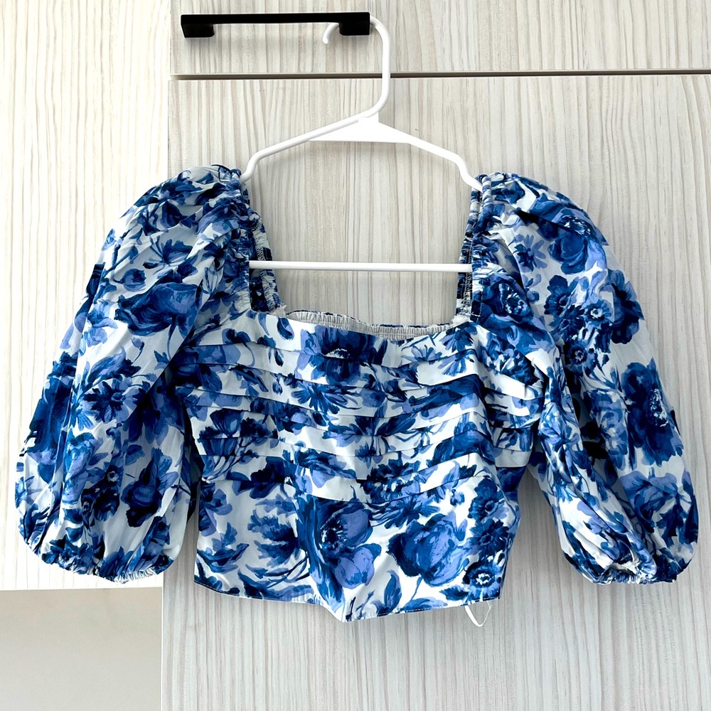 Abercrombie Puff Sleeve Top Size XS